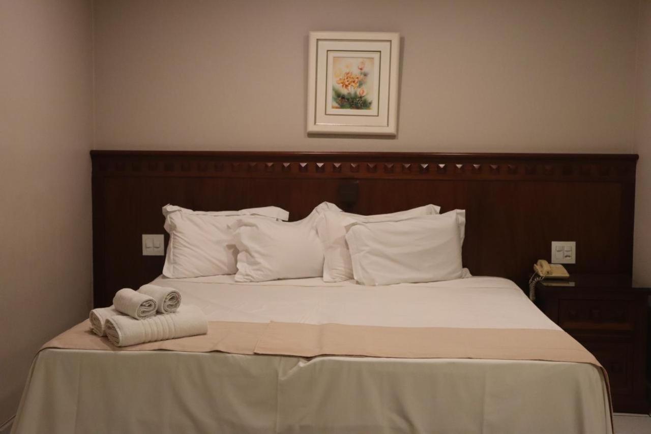 Vicenza Apart Hotel Сан-Жуан-дел-Рей Экстерьер фото